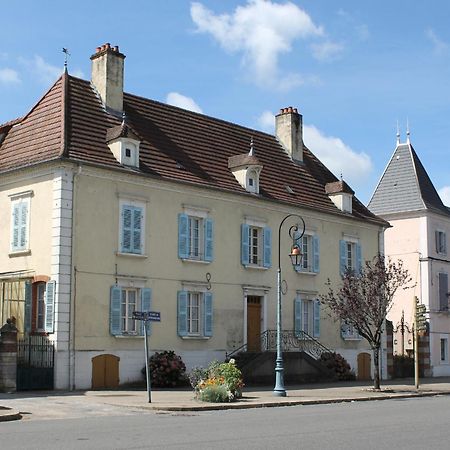 Saint-Germain-du-Bois Chambres D'Hotes La Distillerie B&B المظهر الخارجي الصورة