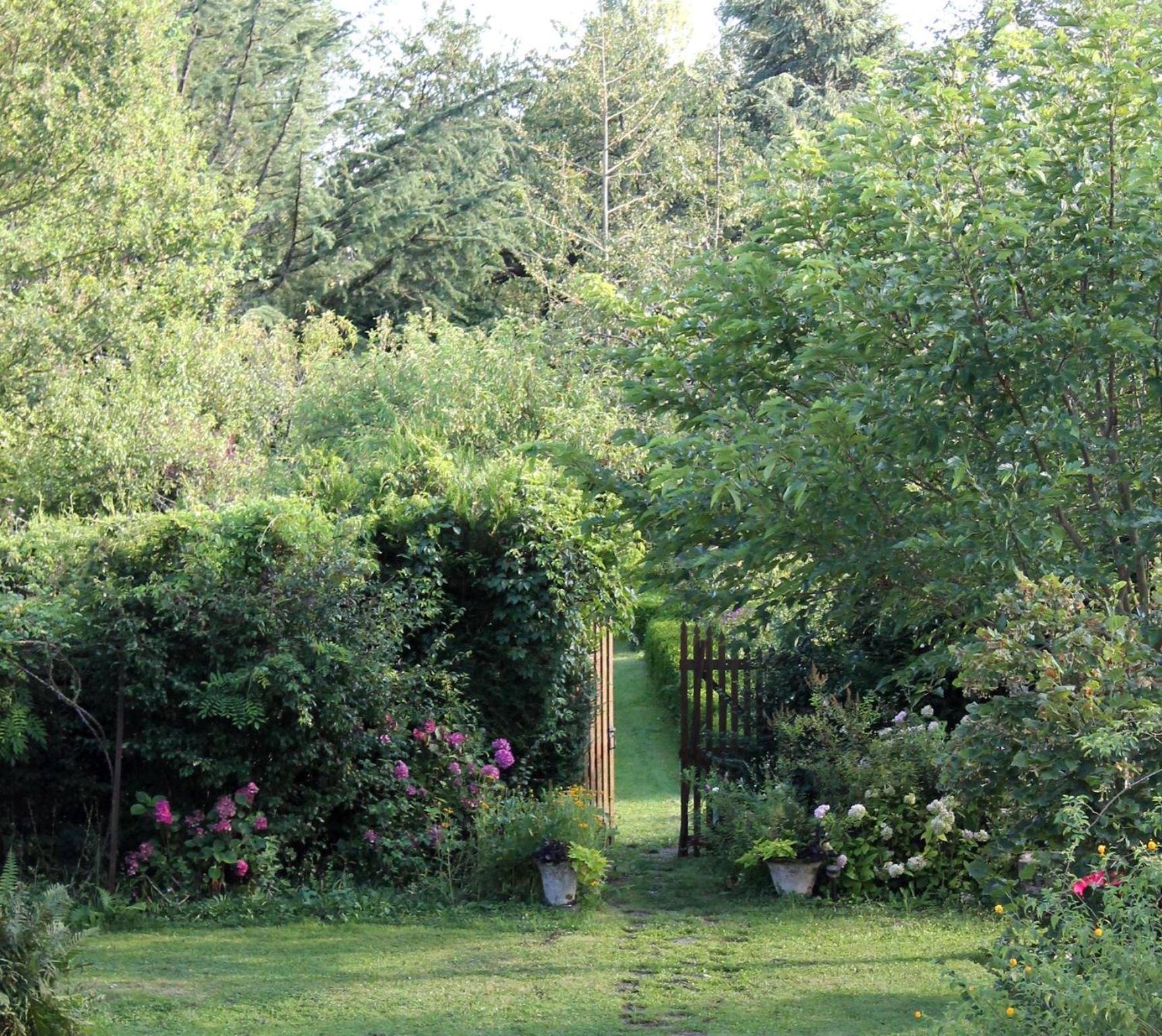 Saint-Germain-du-Bois Chambres D'Hotes La Distillerie B&B المظهر الخارجي الصورة