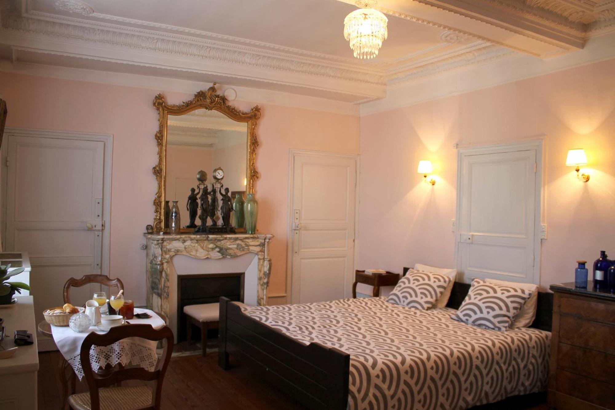 Saint-Germain-du-Bois Chambres D'Hotes La Distillerie B&B المظهر الخارجي الصورة